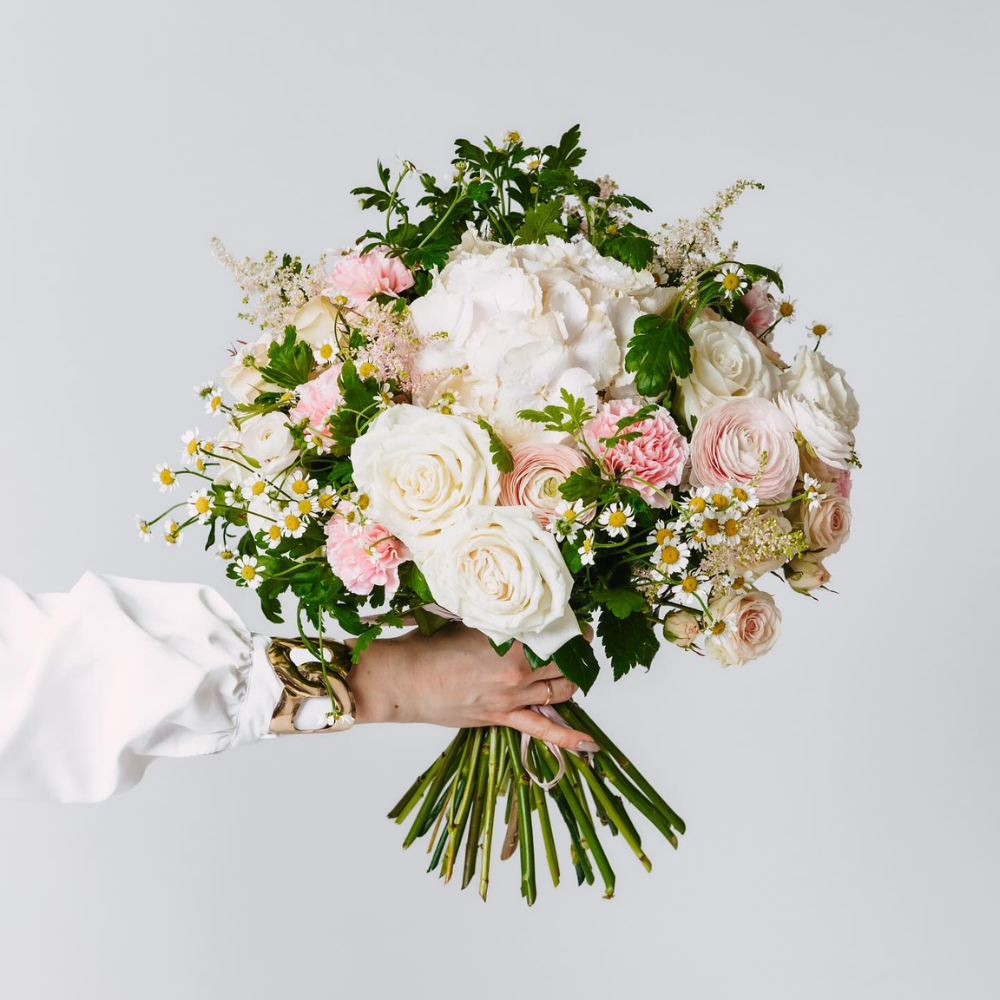 Lai valik lilli emadepäevaks - Mileedi Lille- ja Interjöörikeskus